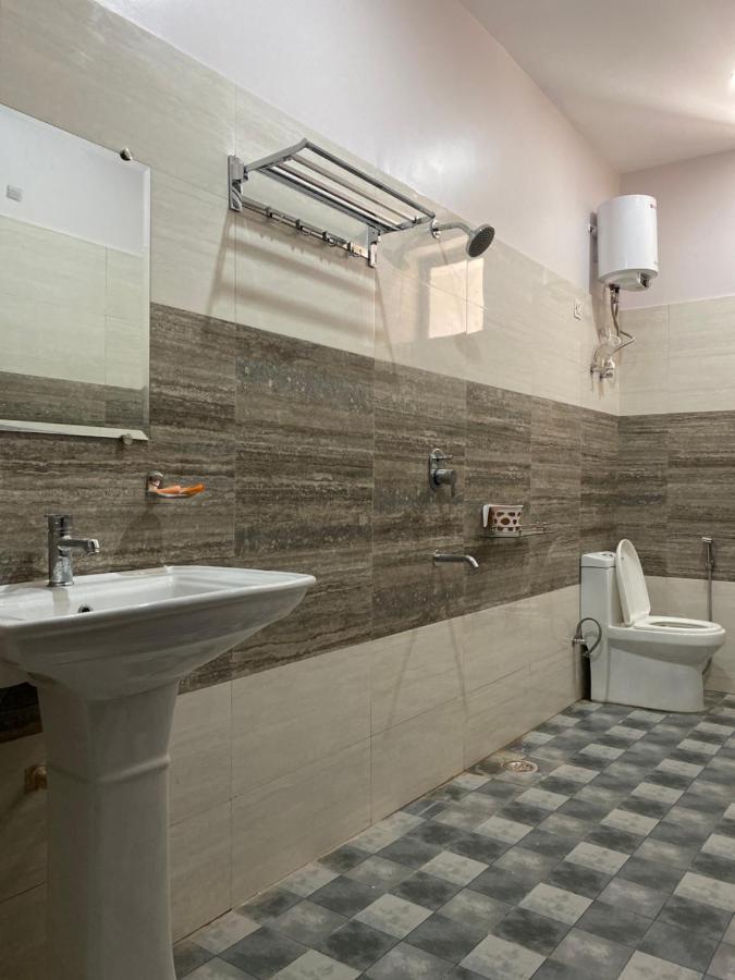 S.R Plaza Hotel Khurja Ngoại thất bức ảnh
